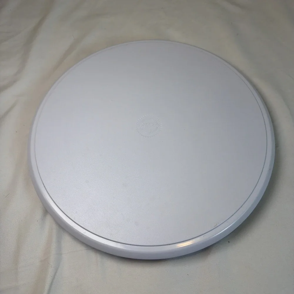 Wilton 12